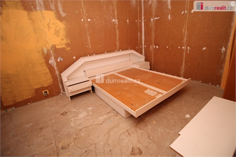 Prodej rodinného domu, 420 m² 4