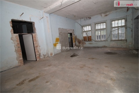 Prodej rodinného domu, 420 m² - 2