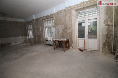 Prodej komerčního objektu, 420 m² 2