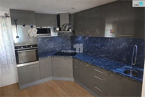 Prodej rodinného domu, 577 m² 6