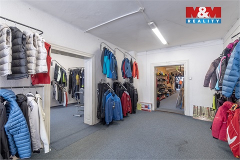 Prodej rodinného domu, 300 m² - 14