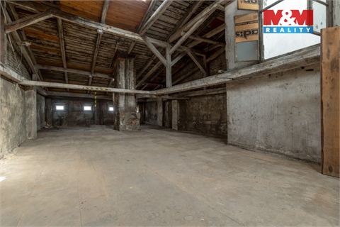 Prodej rodinného domu, 300 m² 6