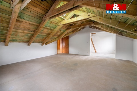 Prodej rodinného domu, 296 m² 12