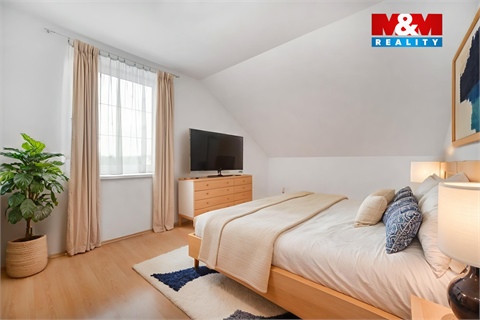 Prodej rodinného domu, 296 m² - 14