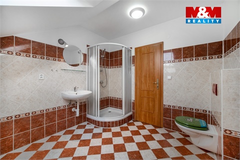 Prodej rodinného domu, 296 m² 22