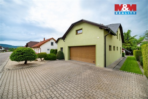 Prodej rodinného domu, 296 m² - 10