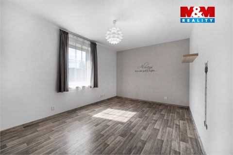 Prodej rodinného domu, 296 m² 2