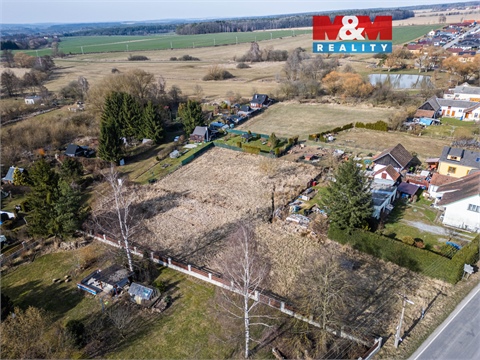Prodej stavebního pozemku, 1 069 m² 0