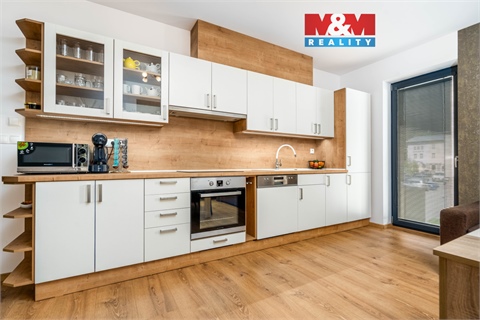 Prodej bytu 1kk, 44 m² 0