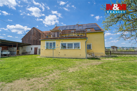 Prodej rodinného domu, 197 m² 2