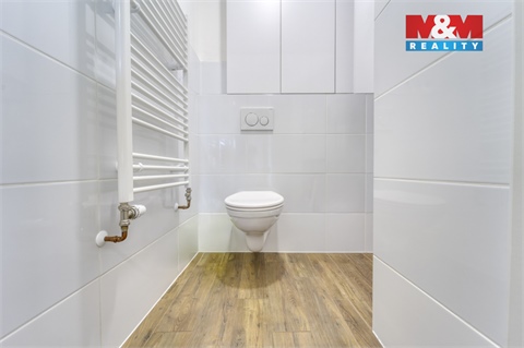 Prodej rodinného domu, 197 m² 16