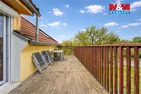 Prodej rodinného domu, 197 m² 10