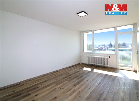 Pronájem bytu 1+1, 41 m² 2