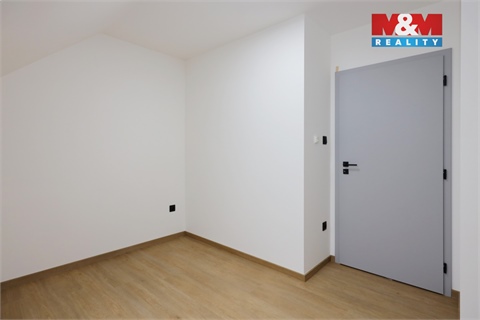 Pronájem bytu 4kk, 80 m² 6