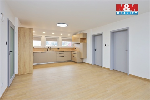 Pronájem bytu 4kk, 80 m² - 0