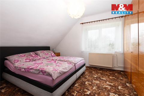 Prodej rodinného domu, 220 m² - 10