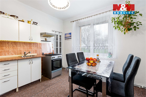 Prodej rodinného domu, 220 m² 10