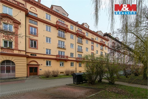 Pronájem bytu 1+1, 40 m² 10