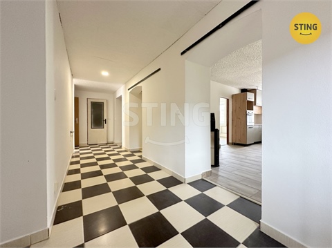 Prodej rodinného domu, 263 m² 8