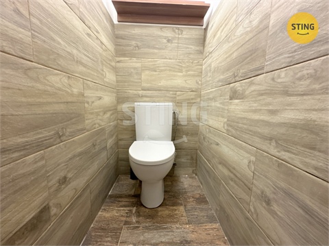 Prodej rodinného domu, 263 m² - 10