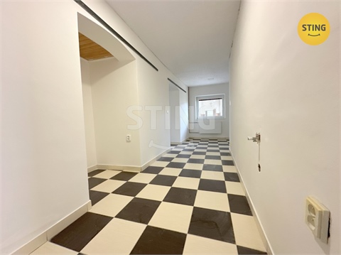 Prodej rodinného domu, 263 m² 10