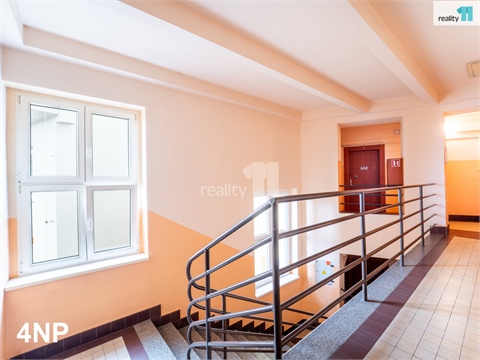 Prodej komerčního objektu, 1 343 m² 22
