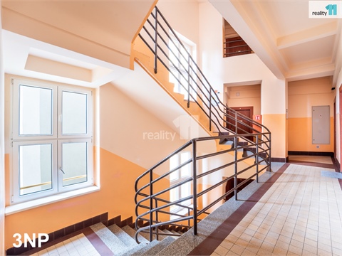 Prodej komerčního objektu, 1 343 m² - 18