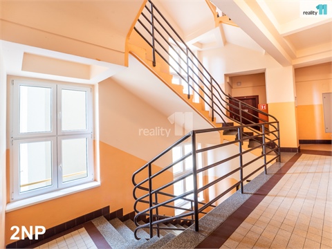 Prodej komerčního objektu, 1 343 m² 16