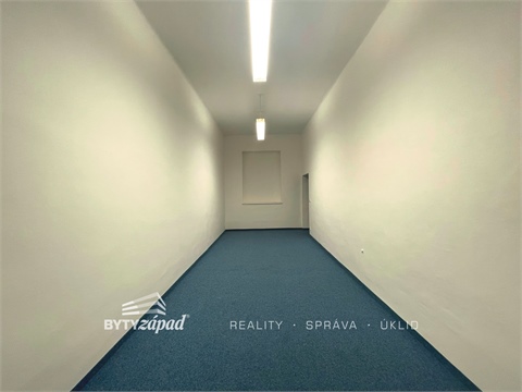 Pronájem kanceláře, 148 m² 8