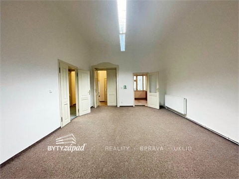 Pronájem kanceláře, 148 m² - 4