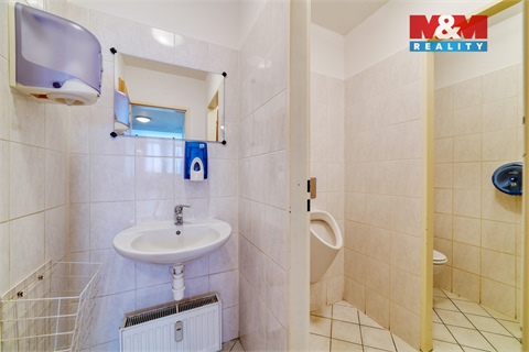 Prodej restaurace, 147 m² 18