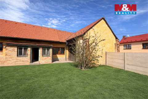 Prodej rodinného domu, 768 m² - 2