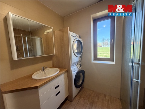 Prodej rodinného domu, 768 m² 6