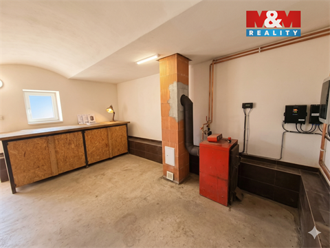 Prodej rodinného domu, 768 m² - 8