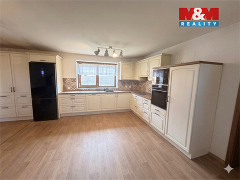 Prodej rodinného domu, 768 m² - 4