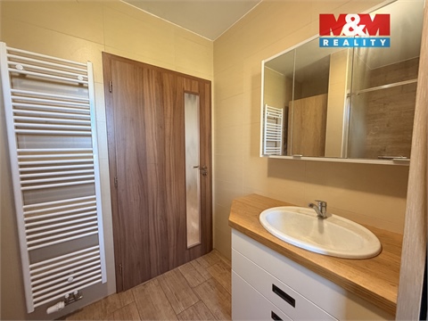 Prodej rodinného domu, 768 m² 14