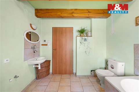 Prodej rodinného domu, 98 m² - 18