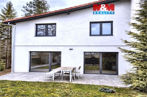 Pronájem bytu 5kk, 120 m² 0