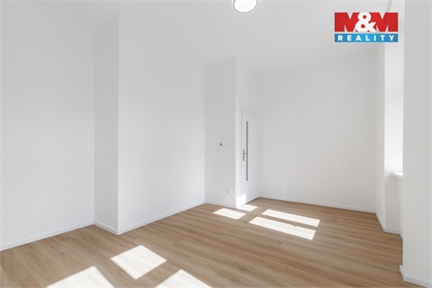 Prodej bytu 2kk, 80 m² - 22