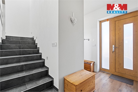 Prodej rodinného domu, 226 m² 16