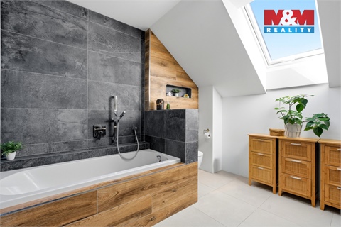 Prodej rodinného domu, 226 m² 28