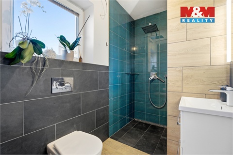 Prodej rodinného domu, 226 m² 10