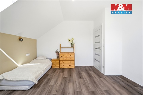 Prodej rodinného domu, 226 m² - 24