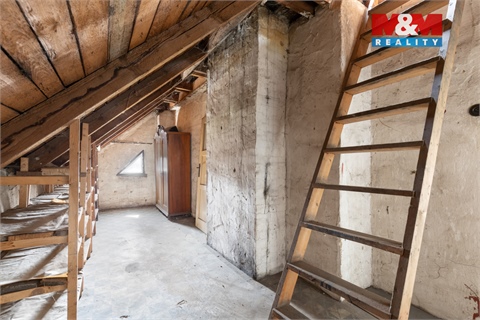 Prodej rodinného domu, 130 m² - 10