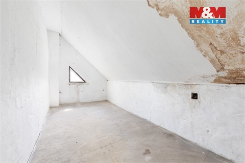 Prodej rodinného domu, 130 m² - 12