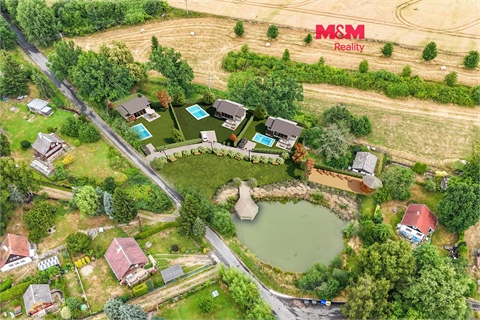 Prodej pozemku pro komerční výstavbu, 3 265 m² 0