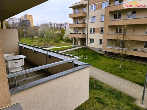 Prodej bytu 2kk, 65 m² - 18