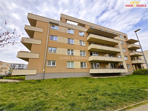 Prodej bytu 2kk, 65 m² - 28