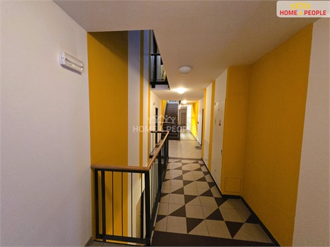 Prodej bytu 2kk, 65 m² - 22