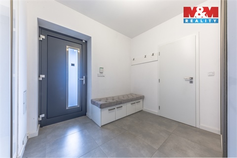 Prodej rodinného domu, 178 m² 14